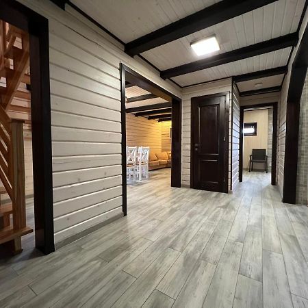 Villa Family House Truskavets Modrychi Ngoại thất bức ảnh