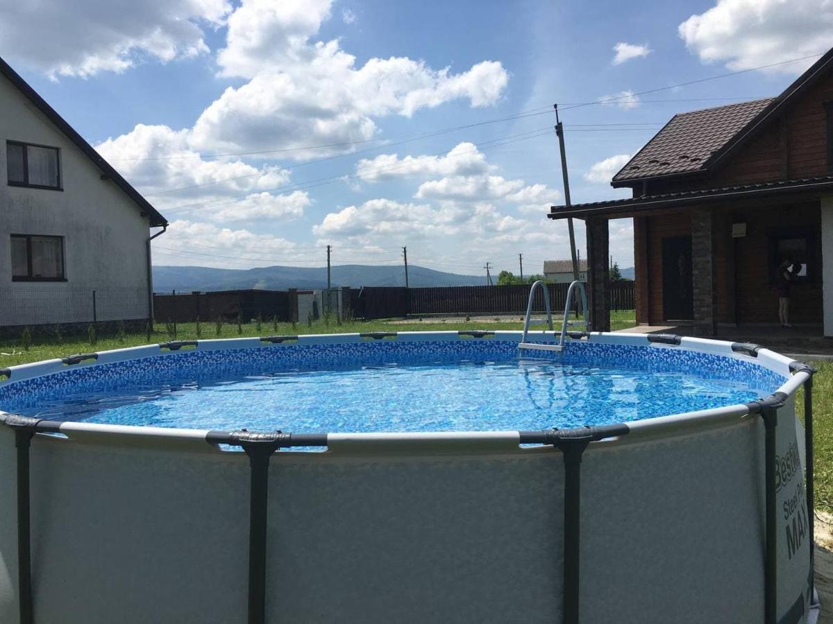 Villa Family House Truskavets Modrychi Ngoại thất bức ảnh