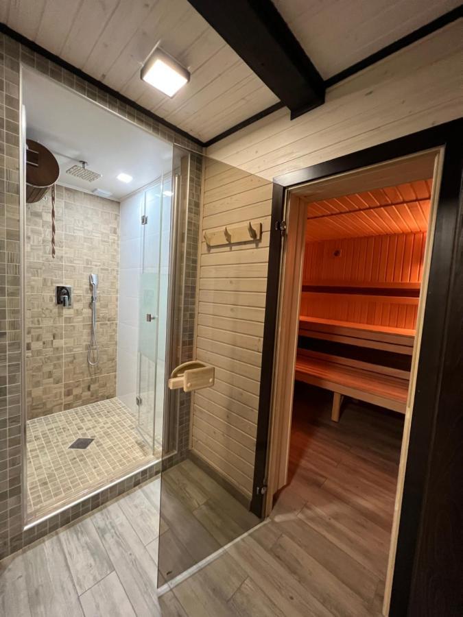 Villa Family House Truskavets Modrychi Ngoại thất bức ảnh